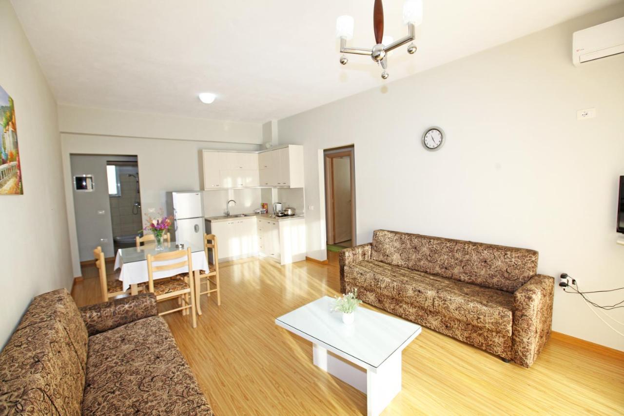 Teo Apartaments ساراندا المظهر الخارجي الصورة