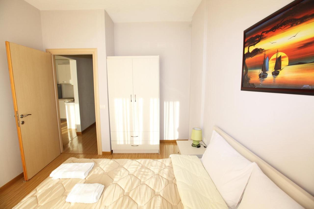 Teo Apartaments ساراندا المظهر الخارجي الصورة
