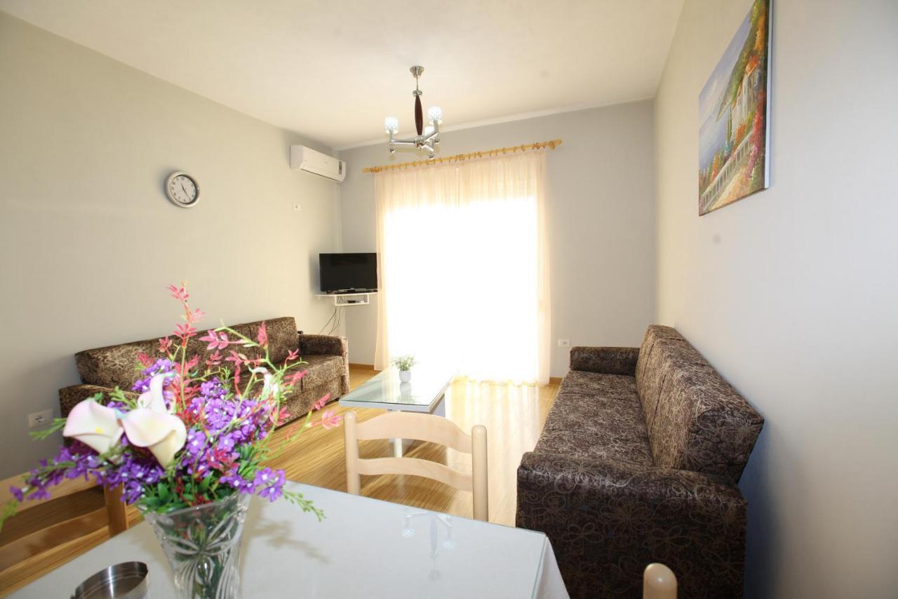 Teo Apartaments ساراندا المظهر الخارجي الصورة