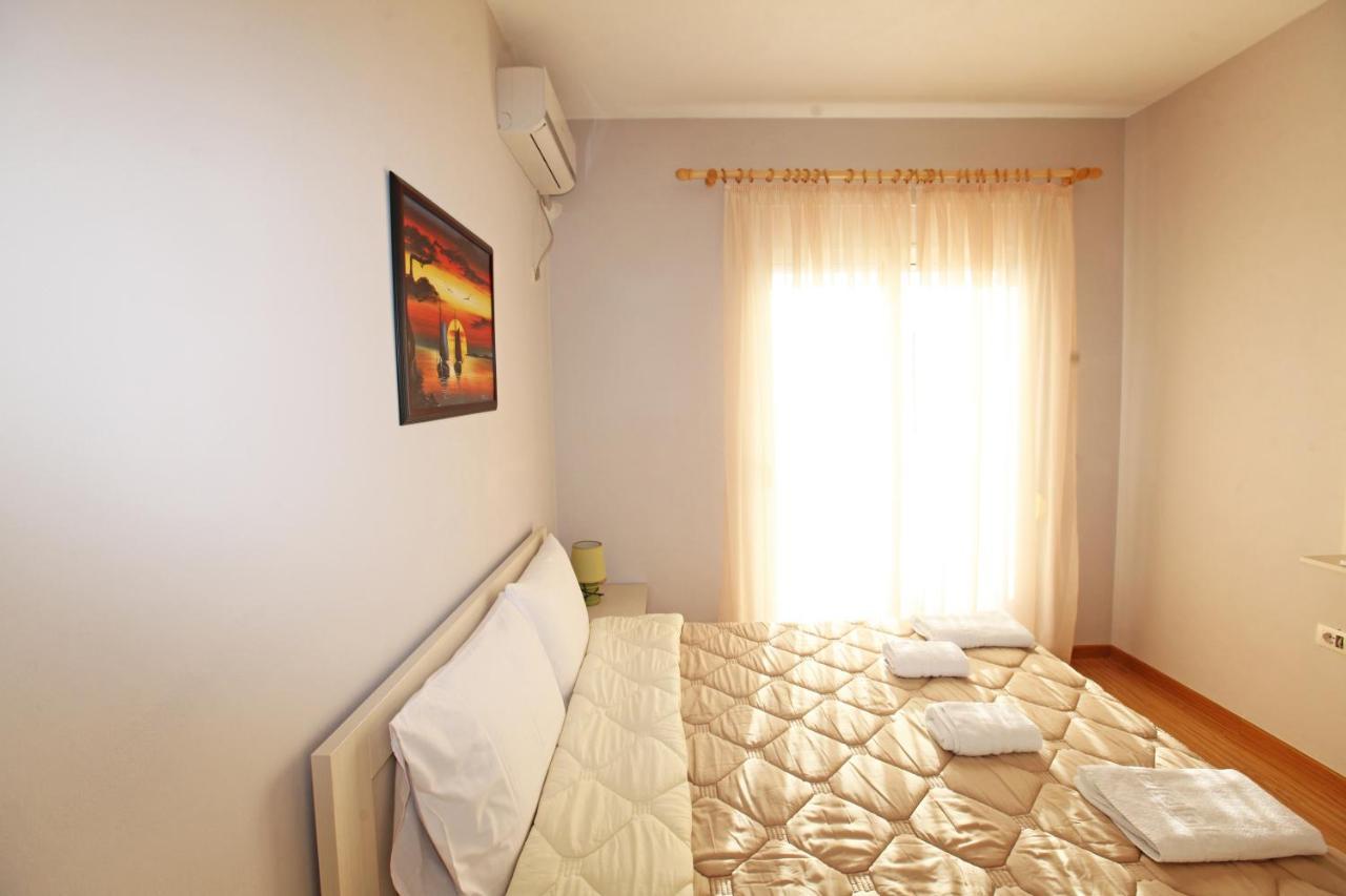 Teo Apartaments ساراندا المظهر الخارجي الصورة