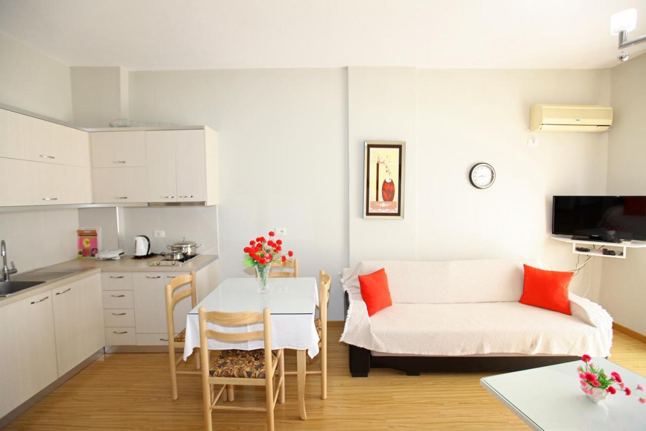 Teo Apartaments ساراندا المظهر الخارجي الصورة