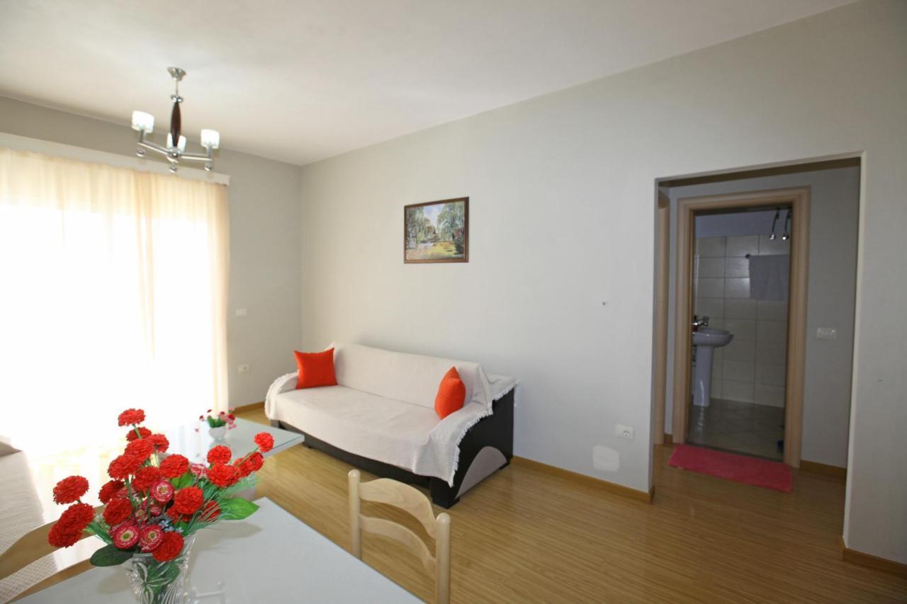 Teo Apartaments ساراندا المظهر الخارجي الصورة