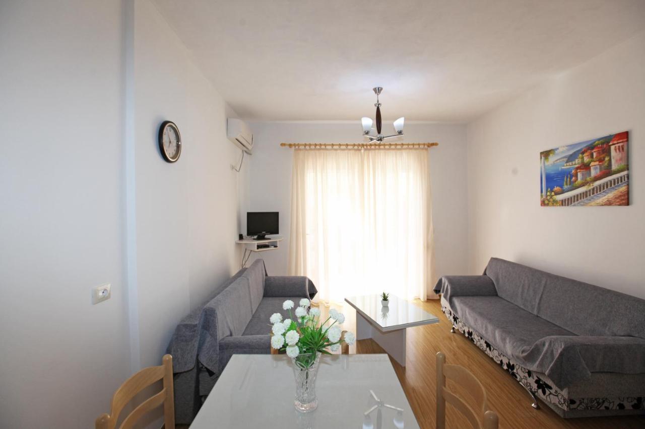 Teo Apartaments ساراندا المظهر الخارجي الصورة