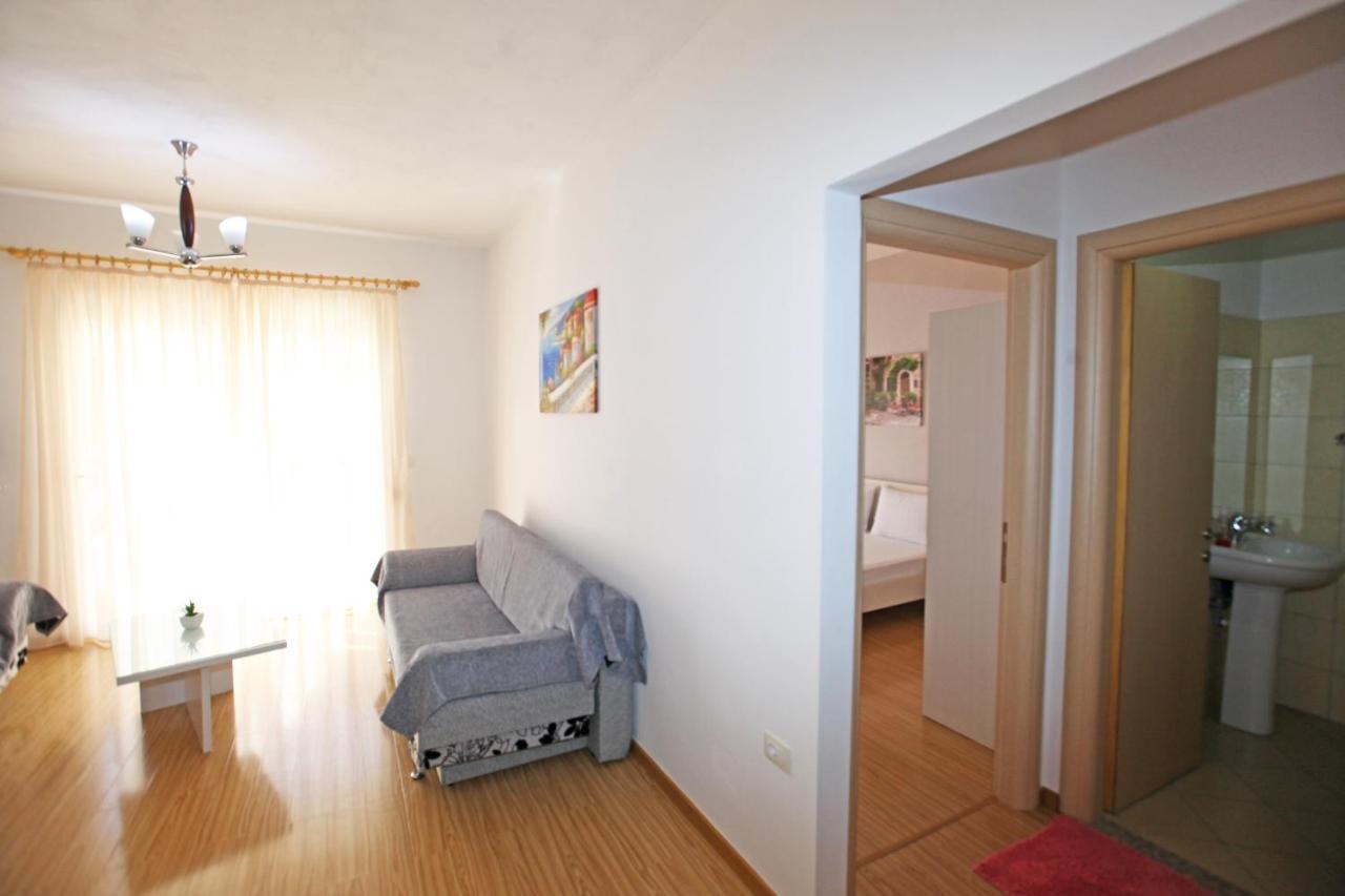 Teo Apartaments ساراندا المظهر الخارجي الصورة
