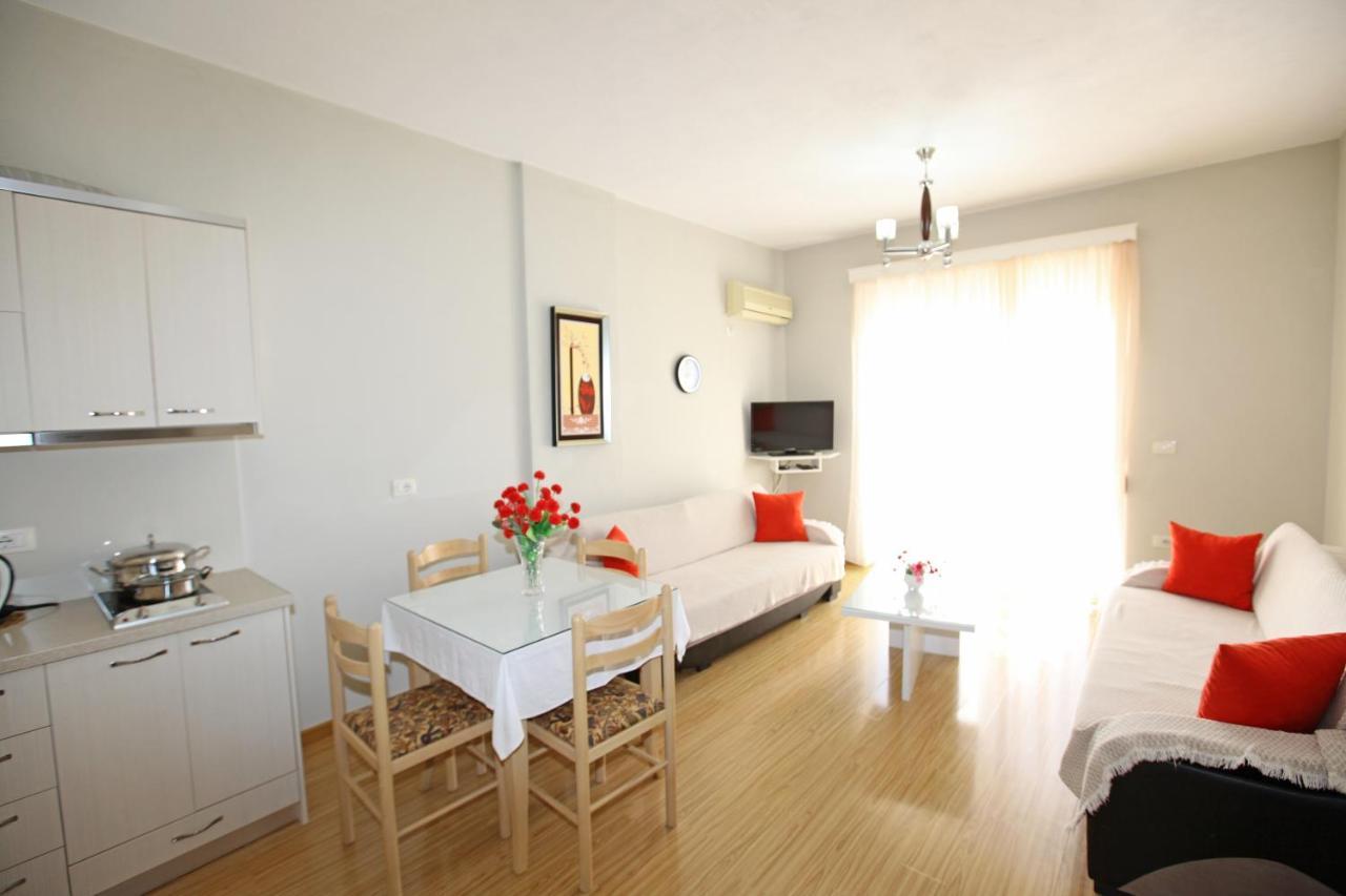 Teo Apartaments ساراندا المظهر الخارجي الصورة